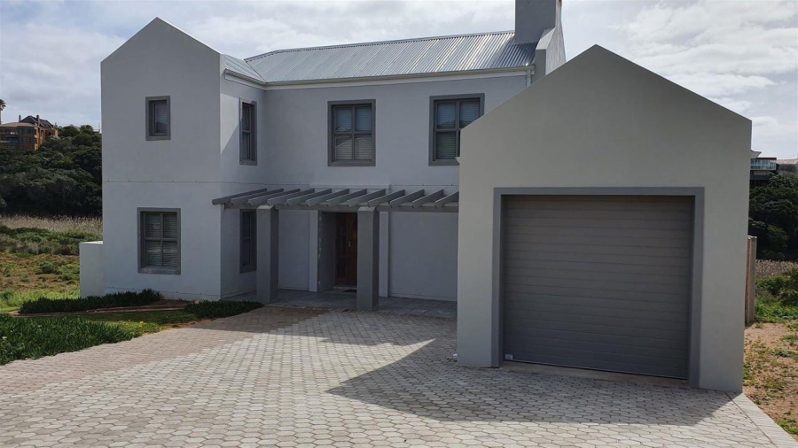 4 Bedroom Property for Sale in Stilbaai Wes Western Cape